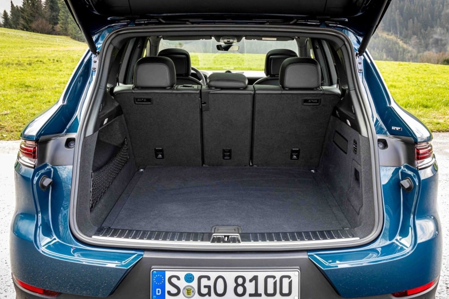 The volume of the trunk has not been affected, nor has the modularity – it is true without flaws – of this large SUV.