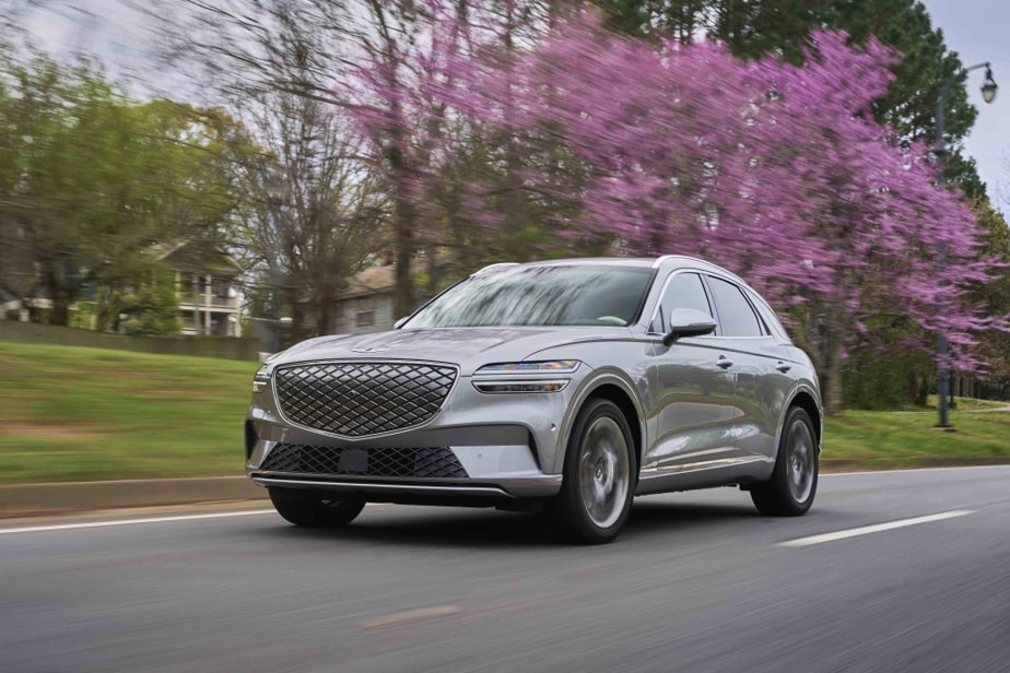 The Genesis GV70 Electrified benefits from the same platform as the Ioniq 5, Ioniq 6 and Kia EV6.