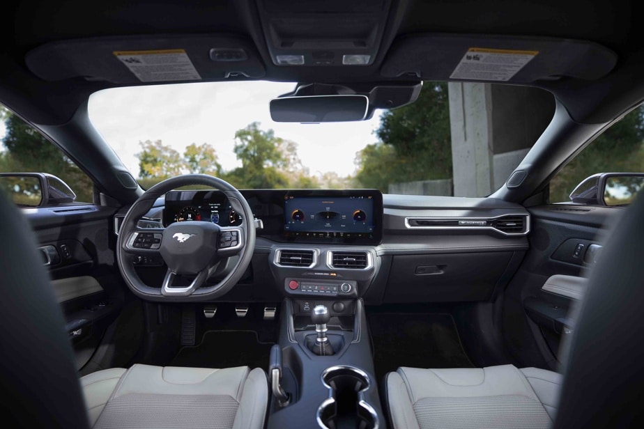 The dashboard of the Ford Mustang