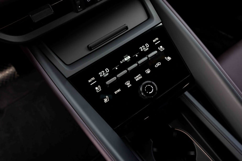 The Porsche Macan EV console