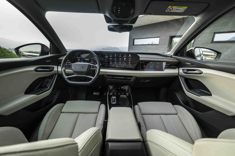 The interior of the Audi Q6 e-tron