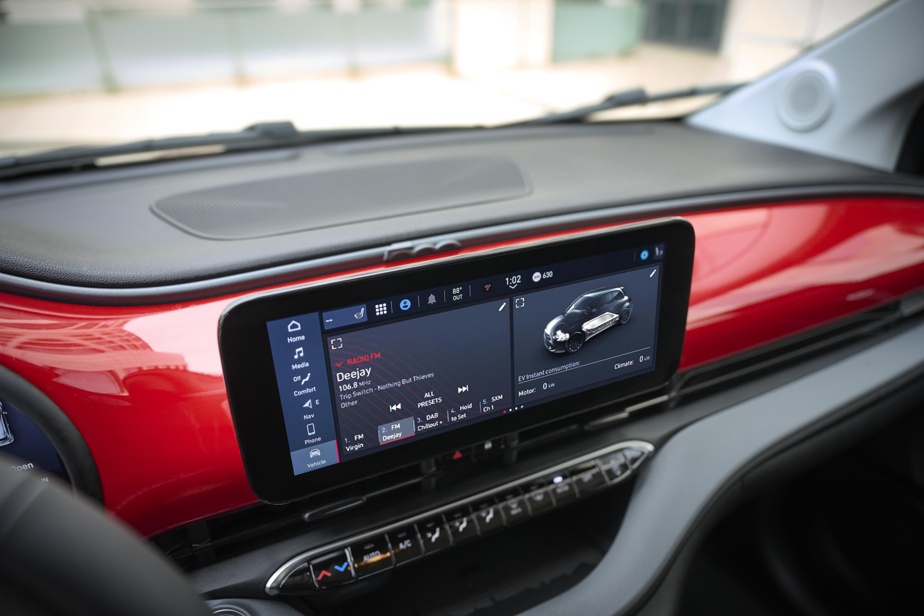 The Fiat 500e infotainment screen