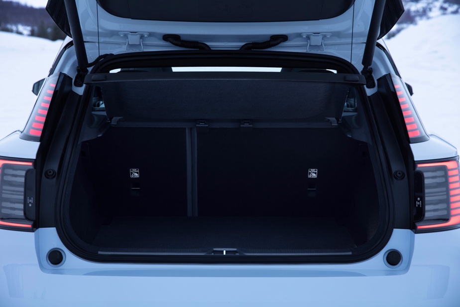 The trunk of the Volvo EX30