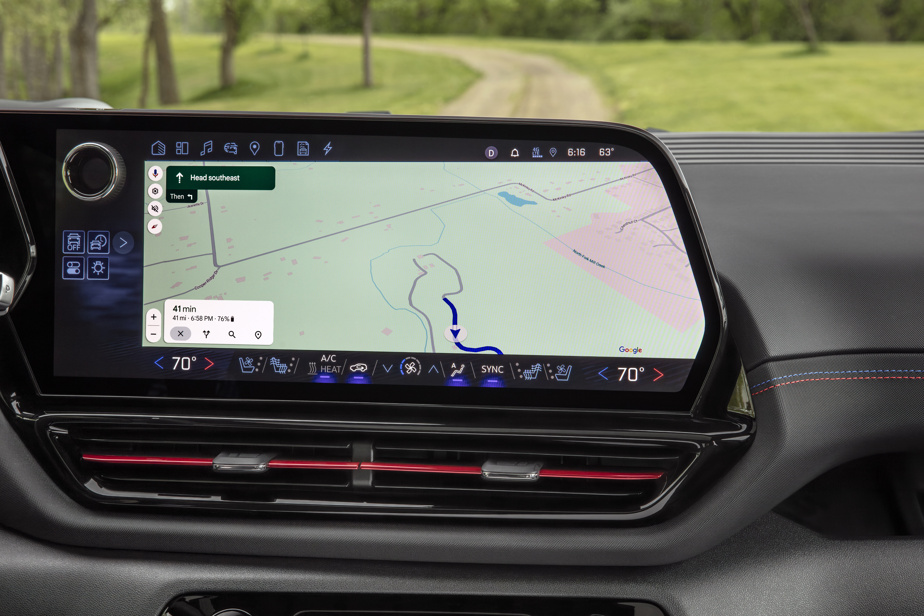 The Chevrolet Silverado EV RST infotainment screen